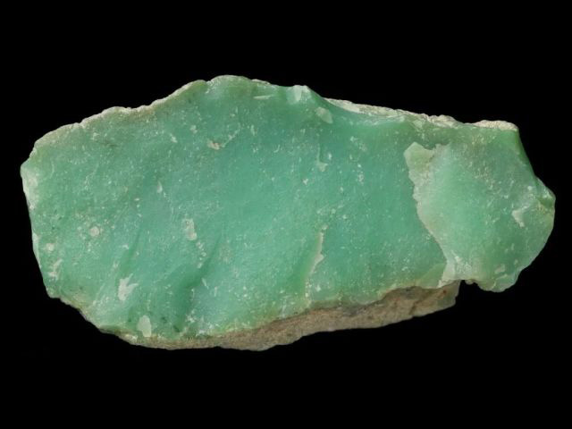 Green Aventurine vs Jade: What’s the Difference?