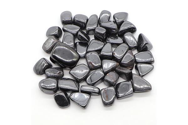 Can I Wear Black Tourmaline and Hematite Together?
